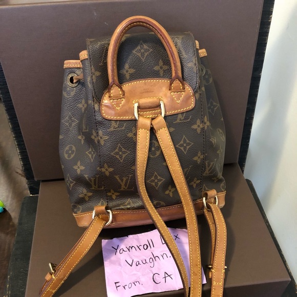 ❌SOLD❌ Authentic Louis Vuitton Montsouris backpack - Picture 2 of 8